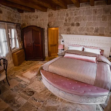 Hotel The Kingdom Of Cappadocia Luxury Cave Uchisar